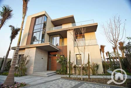 5 Bedroom Villa for Sale in Sheikh Zayed, Giza - 453718673_8099444920140230_5959370595951539963_n. jpg