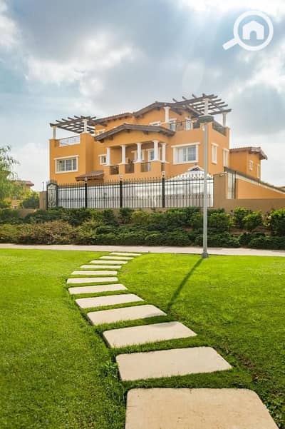 6 Bedroom Villa for Sale in New Cairo, Cairo - ٍStandalone villa in Hyde Park Compound, Fifth Settlement, with a distinctive view on Central Park, the largest park in the Middle East