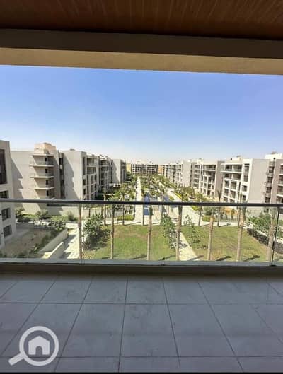 3 Bedroom Flat for Sale in New Cairo, Cairo - Apartment fully finished Ready To Move for sale in The address East Compound, Fifth settlement  with a distinctive view