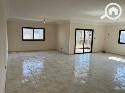 3 Bedroom Flat for Rent in Nasr City, Cairo - 1. jpg