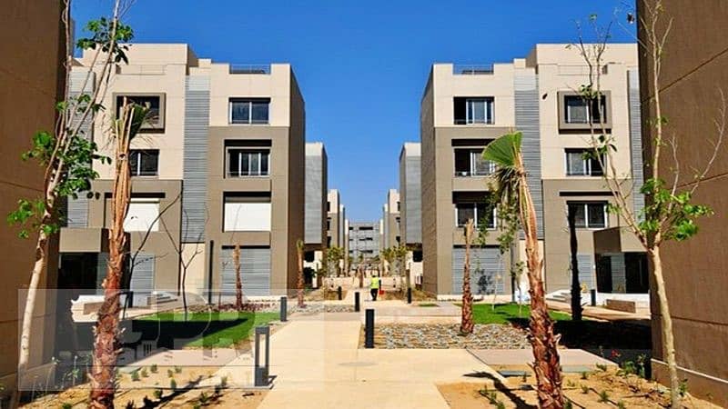 Apartment For Sale F in Palm Hills New Cairo in Fifth Settlement - شقة للبيع  في بالم هيلز نيو كايرو في قلب التجمع الخامس