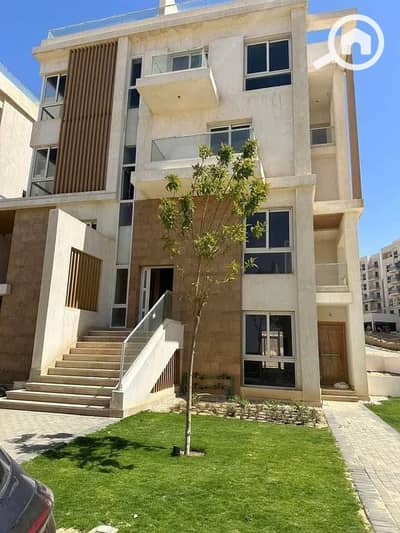 3 Bedroom Duplex for Sale in 6th of October, Giza - WhatsApp Image 2024-07-08 at 01.37. 24_5b684f30. jpg