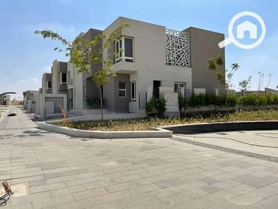 4 Bedroom Townhouse for Sale in 6th of October, Giza - تاون هاوس كورنر للبيع في كمبوند بادية من بالم هيلز