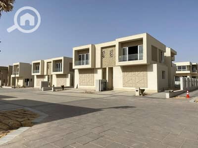 5 Bedroom Villa for Sale in 6th of October, Giza - 374204268_951946905908335_3033895846836361810_n. jpg