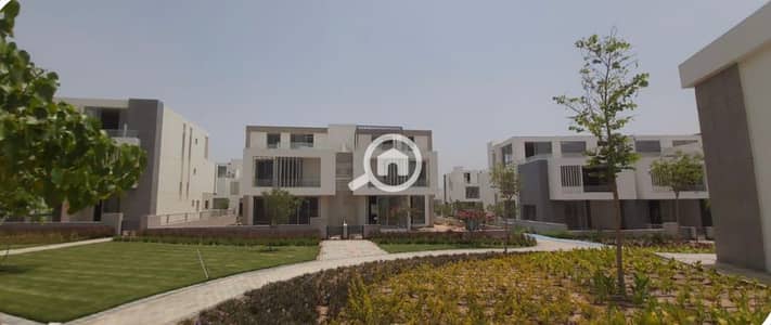 6 Bedroom Townhouse for Sale in 6th of October, Giza - IMG_9662. jpg