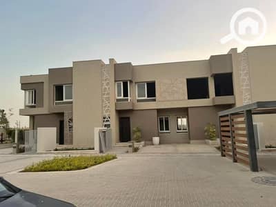 4 Bedroom Twin House for Sale in 6th of October, Giza - 62b9dae3-b9c0-45b1-add0-7799ea279092. jpg