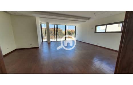 3 Bedroom Townhouse for Rent in Sheikh Zayed, Giza - 06968e04-1105-453e-9e6b-b4493a3f25db. jfif. jpg