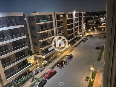 3 Bedroom Flat for Sale in New Cairo, Cairo - Apartment for sale in the most prestigious location in the settlement with a down payment of 600 thousand + 42% discount on cash