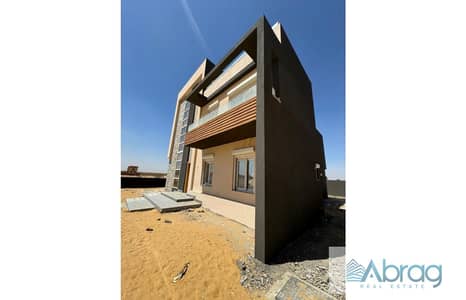 4 Bedroom Townhouse for Sale in Sheikh Zayed, Giza - 6a059fc1-97e7-42e1-8505-03d5bf8818e9. jfif. jpg