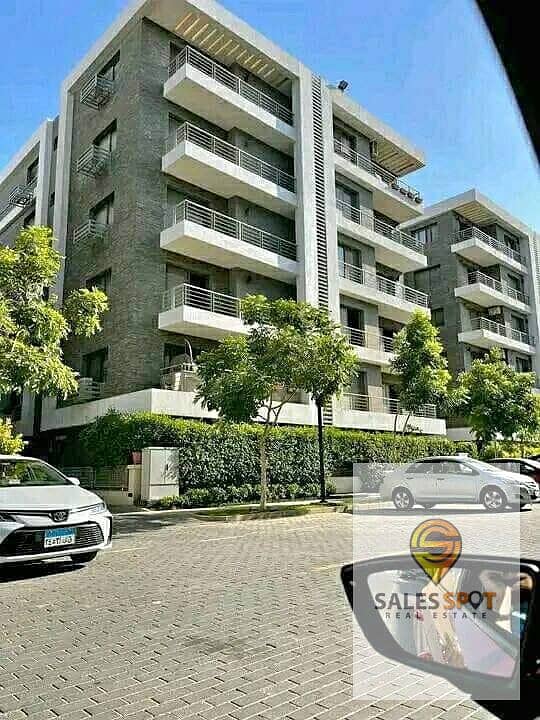 With a 5% down payment, a duplex for sale, 225 m, minutes from Heliopolis, in Taj City Compound, directly in front of the airport