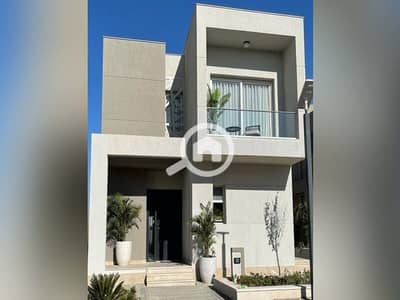 4 Bedroom Villa for Sale in 6th of October, Giza - maxresdefault (3). jpg