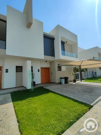 5 Bedroom Villa for Sale in Shorouk City, Cairo - 371846618_2746648342149761_3388348510335426504_n. jpg