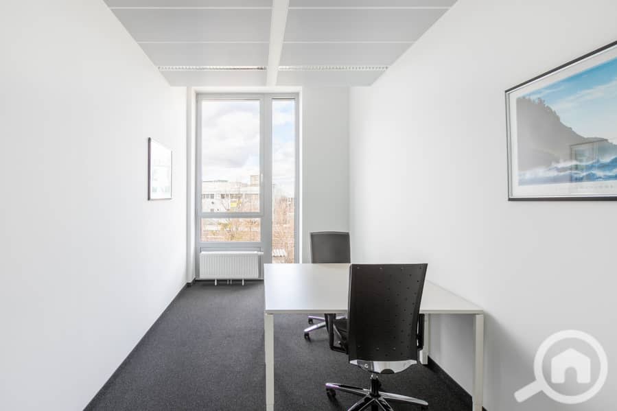 6 Regus Altezza 5787 Munich Germany Small Office - copia. jpg