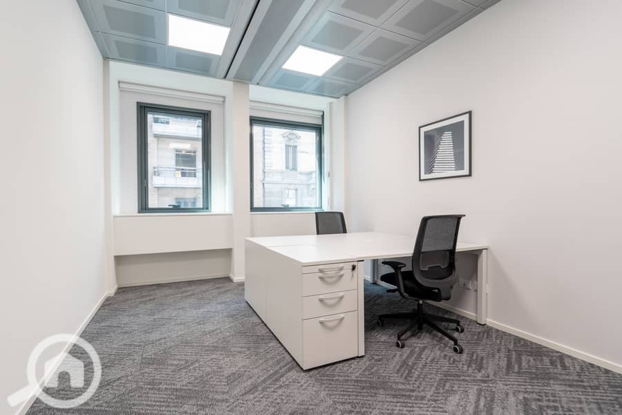 10 Regus Milan Via Broletto 5546 Milan Italy Small Office 2 - copia. jpg