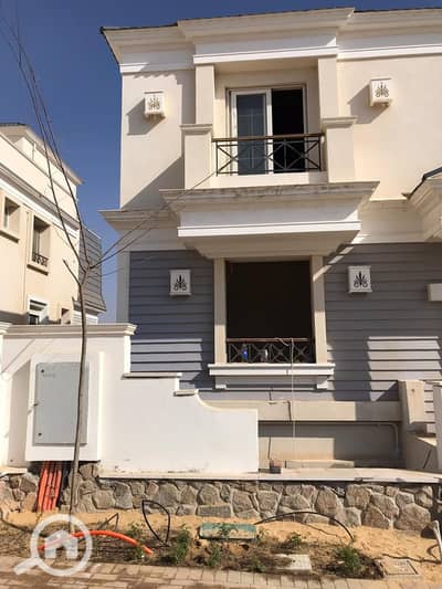 4 Bedroom Duplex for Sale in 6th of October, Giza - 52224a79-9387-4cb1-9967-d95ed4d119d6. jpg