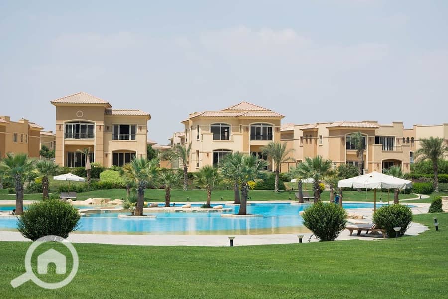 Villas for sale in Stone Park. jpg