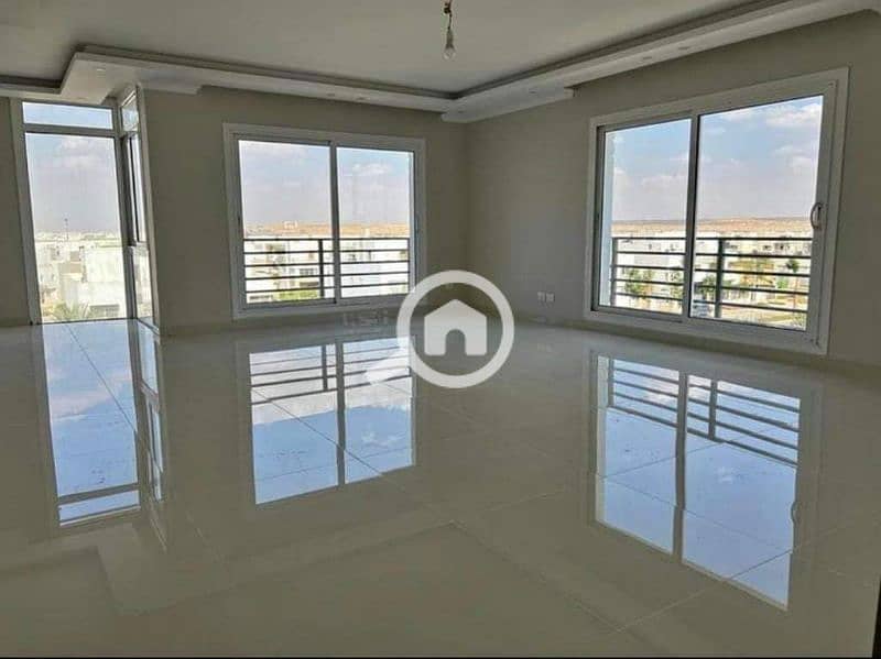 شقه 165م متشطبه بالكامل بالتكييفات في سوديك ايست تقسيط  Apartment 165 sqm, fully finished, with air conditioners, in Sodic East, in installments