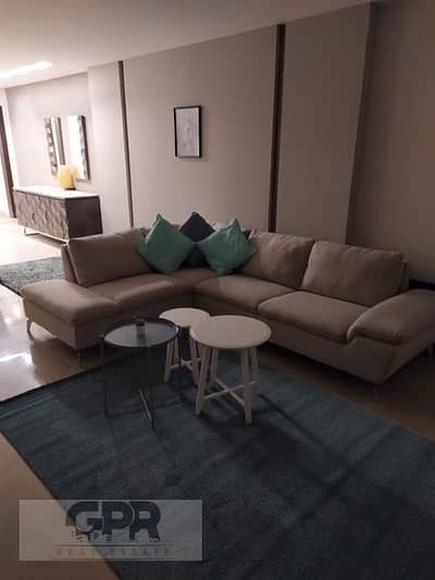 2 Bedroom Flat for Sale in New Cairo, Cairo - Apartment For Sale Ready To Move IN Galleria In Fifth Settlement In The Golden Square - شقه للبيع استلام فوري ف جاليريا التجمع الخامس في الجولدن سكوير