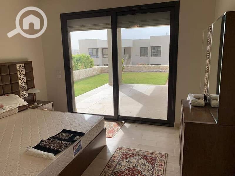 The last chalet for ready to move, fully finished with air conditioners and a kitchen, in Azha Sokhna