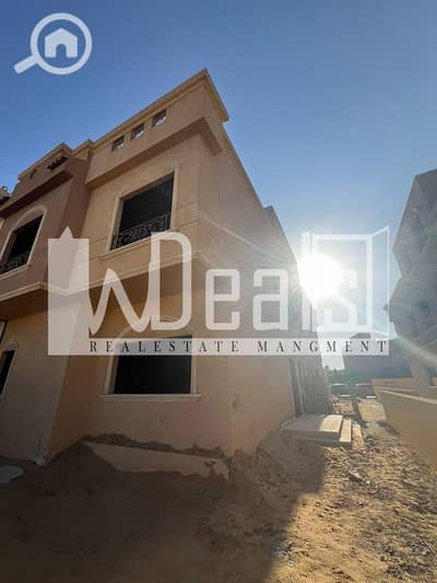 4 Bedroom Townhouse for Sale in New Cairo, Cairo - f79f131a-1978-409a-a6a8-23ecd6486759. jpg