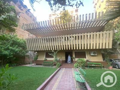 8 Bedroom Villa for Sale in Heliopolis, Cairo - فيلا للبيع / سوبر لوكس مصر الجديده