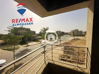 3 Bedroom Townhouse for Sale in 6th of October, Giza - 8f65e2dd-23a1-4bbc-b120-1d6a72dbaa93. png