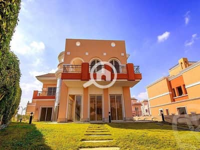 5 Bedroom Townhouse for Sale in Shorouk City, Cairo - استلم فورا العدد محدود تاون هاوس في كليوباترا بالاس Cleopatra palace