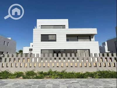 3 Bedroom Villa for Sale in Shorouk City, Cairo - m,jkbvhiy. JPG