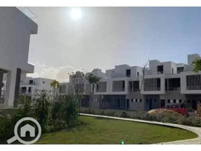 5 Bedroom Townhouse for Sale in 6th of October, Giza - 6649cf2106f37289408348. jpg