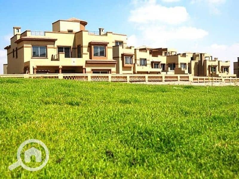 16 townhouse-Palm-Hills-Katameya-compound. jpg