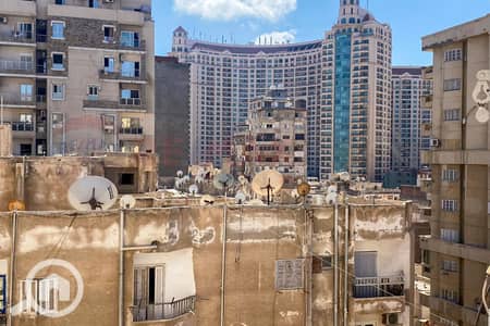 3 Bedroom Flat for Sale in Laurent, Alexandria - 1. jpg