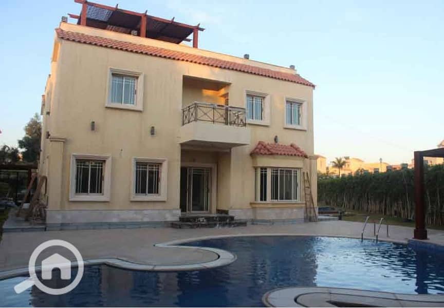 6 madinaty_villas_pool_for_sale. jpg