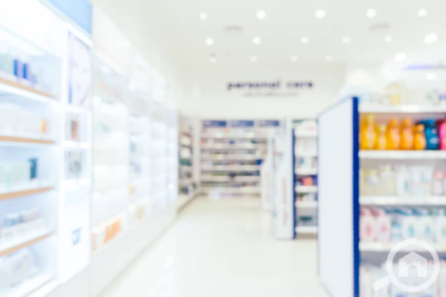 abstract-blur-defocused-pharmacy-drug-store. jpg