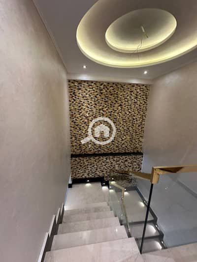 4 Bedroom Duplex for Sale in New Cairo, Cairo - 571c9325-0e09-4f0a-a944-f18b2884aa7a. jpeg