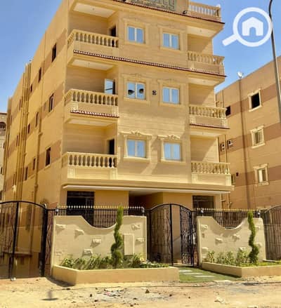 3 Bedroom Flat for Sale in Hadayek October, Giza - الفردوس. jpg