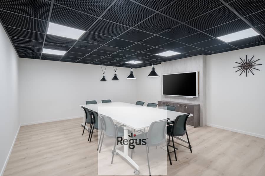 3 Regus HASSELT, Kapertoren 5554 Hasselt Belgium Large Meeting Room Without People. jpg