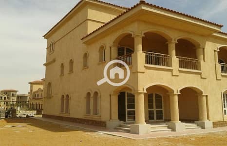 5 Bedroom Villa for Sale in Madinaty, Cairo - e22293ce-2b97-49b8-b92b-2380e15bb2d3. jpg