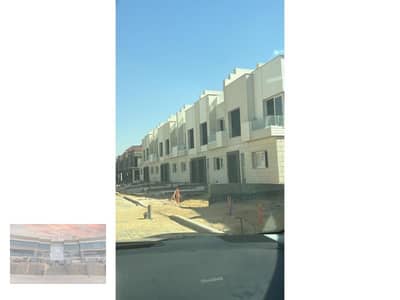 4 Bedroom Townhouse for Sale in New Cairo, Cairo - 2. jpg