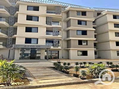 3 Bedroom Flat for Sale in 6th of October, Giza - 9ca9ef24-eecc-4876-bbd2-2ba7b6b9a12f. jpg