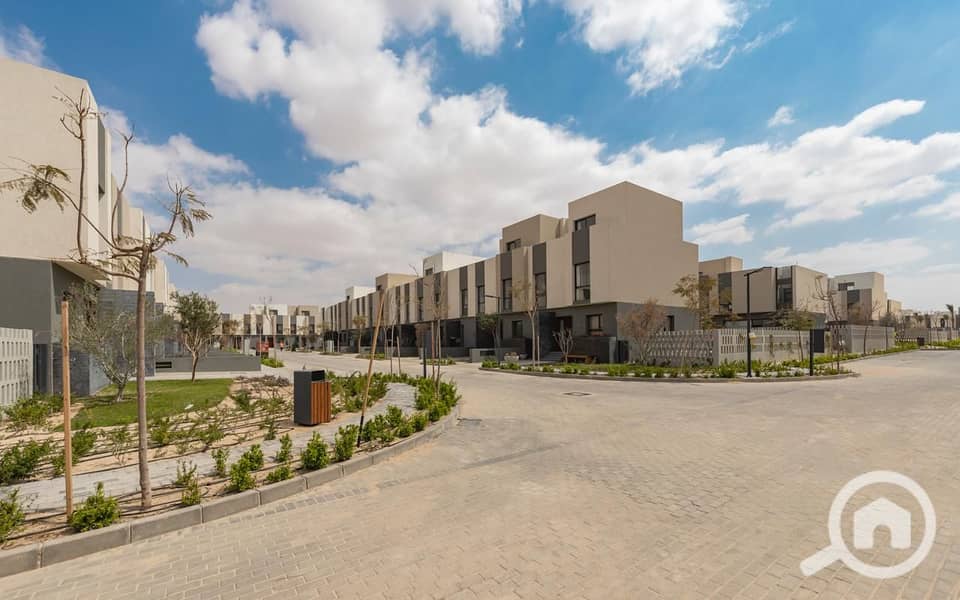 11 villas for sale in al burouj. jpg