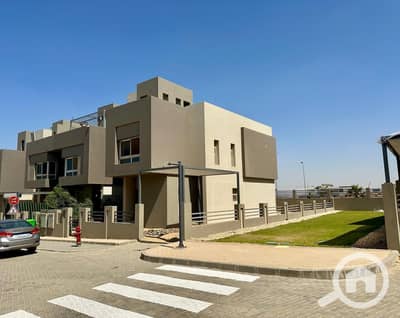 4 Bedroom Townhouse for Sale in Sheikh Zayed, Giza - WhatsApp Image 2024-11-25 at 9.57. 03 PM (2). jpeg