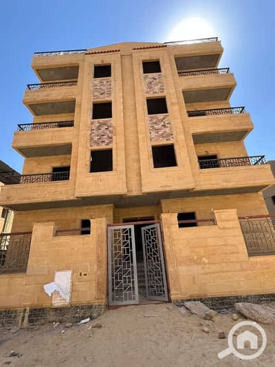 3 Bedroom Flat for Sale in Hadayek October, Giza - 466733317_3898557107137556_5494508568518239074_n. jpg