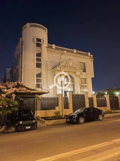 7 Bedroom Villa for Sale in New Cairo, Cairo - FB_IMG_1733780820936. jpg