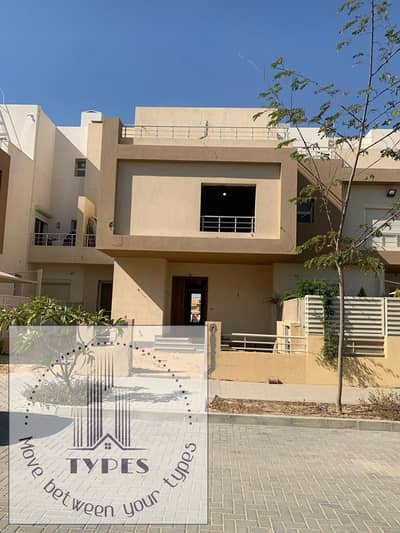 5 Bedroom Twin House for Sale in 6th of October, Giza - e18835a7-ae4e-4f2d-a9ad-faf2377af691. jpg