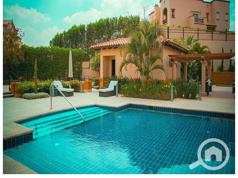 11 Private-Pool-in-Up-Town-Cairo. jpg