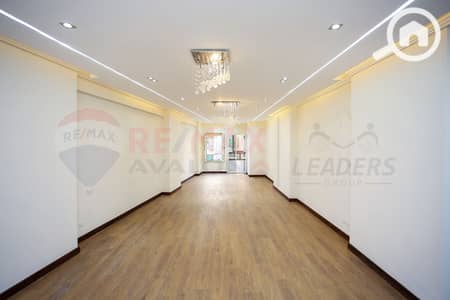 3 Bedroom Flat for Sale in Bolkly, Alexandria - 01. JPG