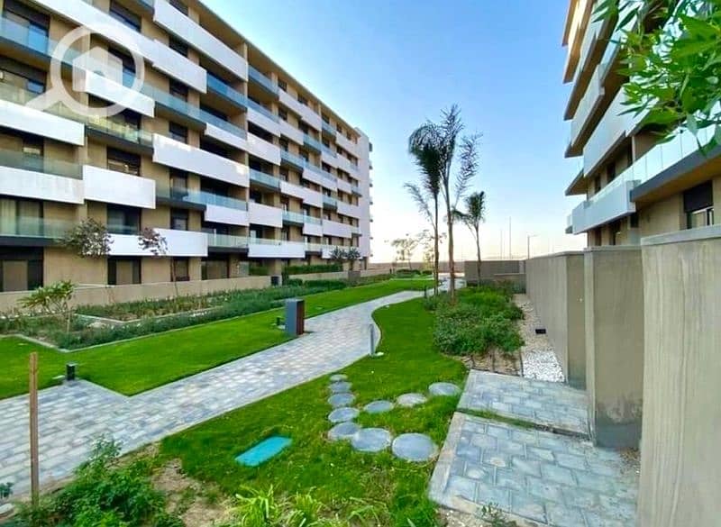 At the old price, a 150-square-meter apartment, fully finished, in Al Burouj, next to Madinaty and Al Shorouk