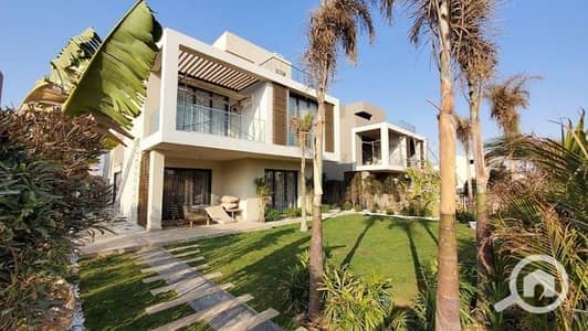 5 Bedroom Villa for Sale in New Cairo, Cairo - 13da0412-56ca-4a90-b2d1-793327b3cde7. jpg