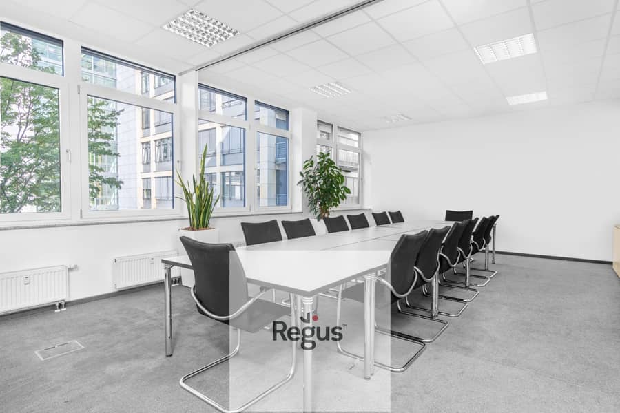 3 Regus NeuIsenburg 2799 NeuIsenburg Germany Large Meeting Room 1. jpg