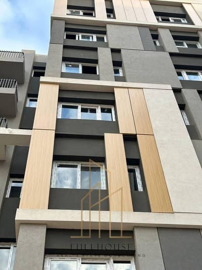 2 Bedroom Apartment for Sale in Mostakbal City, Cairo - r1. jpg